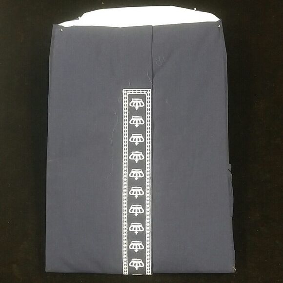 BOY'S BANDED COLLAR DRESS SHIRT. SIZE 20 - Picture 3 of 3